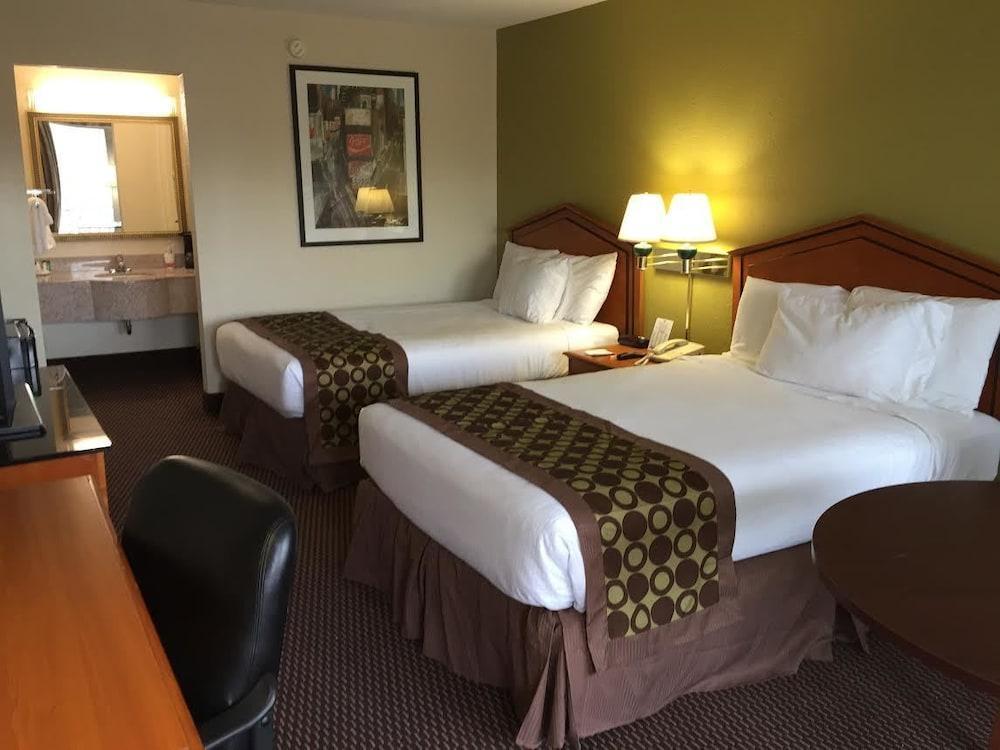Ramada By Wyndham Pikesville/Baltimore North מראה חיצוני תמונה