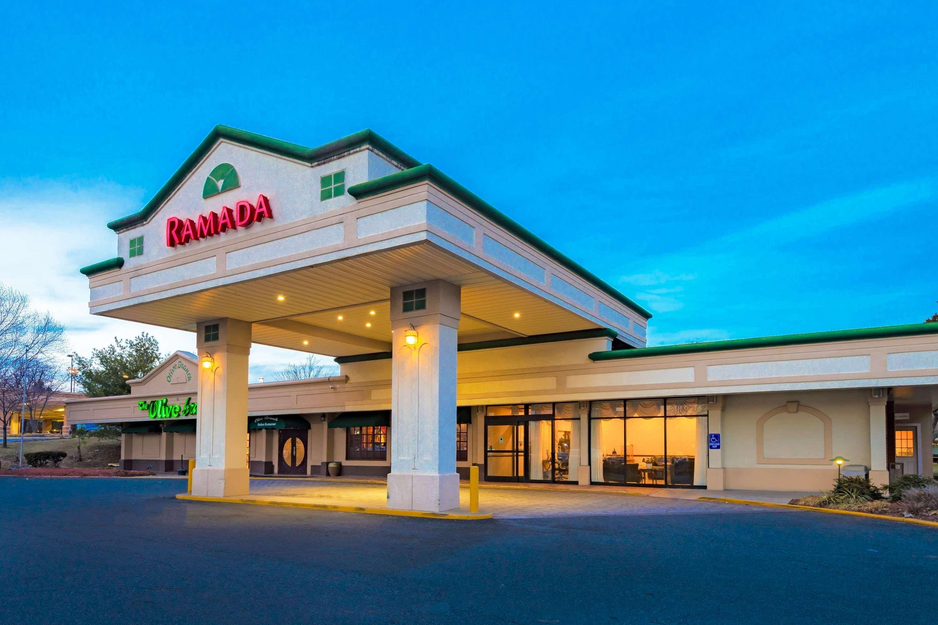 Ramada By Wyndham Pikesville/Baltimore North מראה חיצוני תמונה
