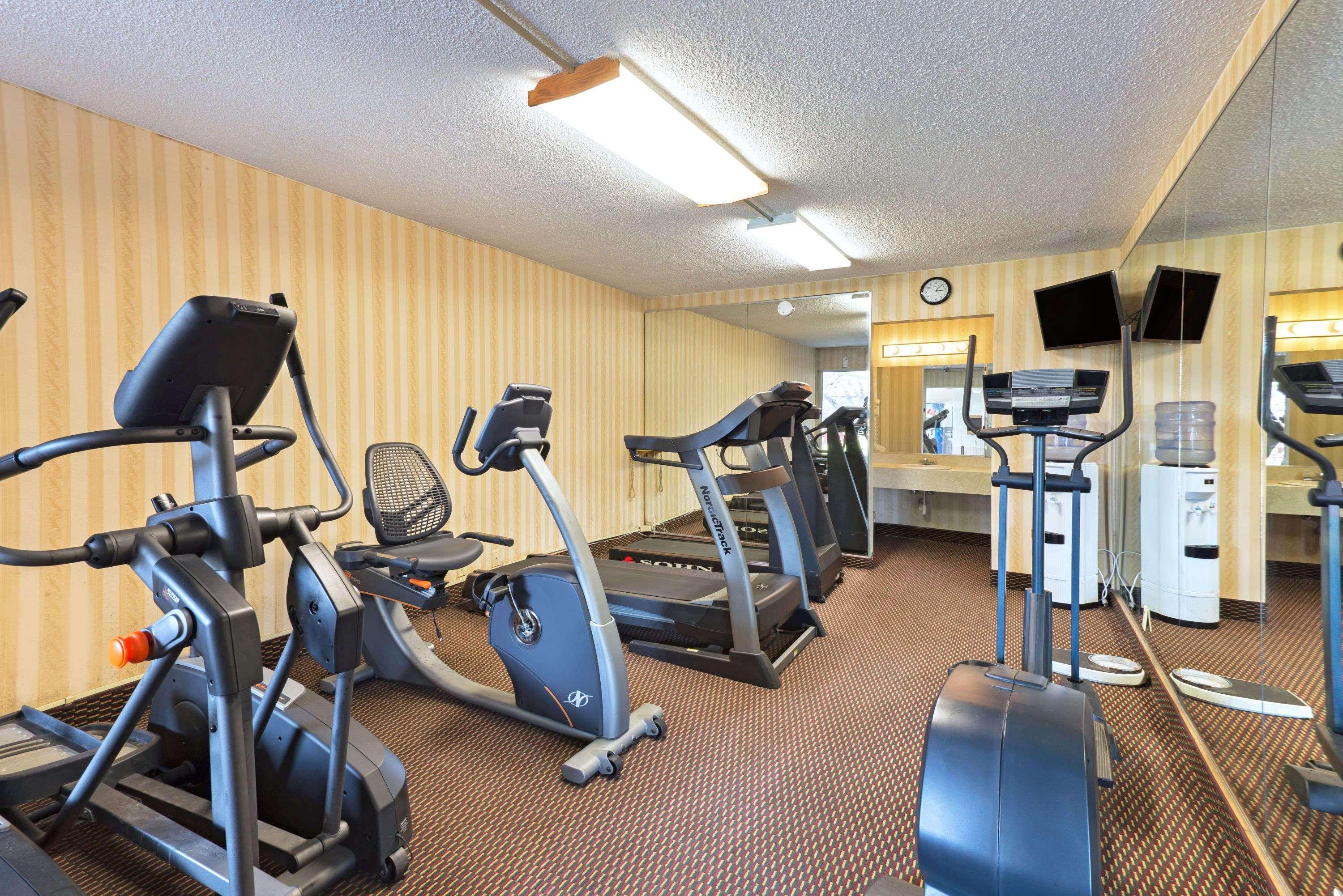 Ramada By Wyndham Pikesville/Baltimore North מראה חיצוני תמונה